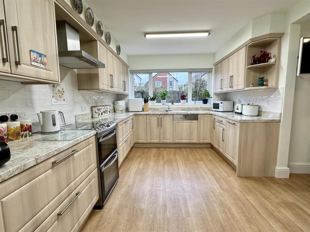 Additional image 9 of Holt Gardens, Studley