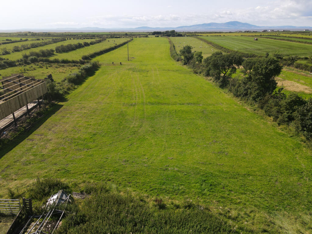 Additional image 3 of Mid Farm, Newtown, CA7