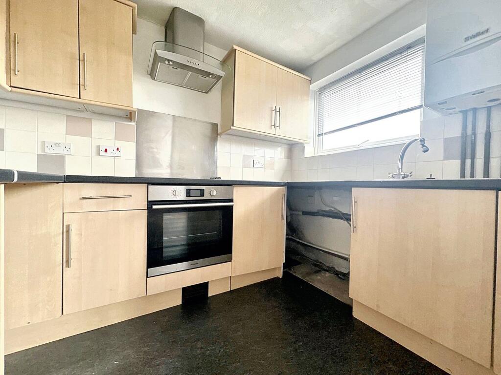 Additional image 8 of Ravenscroft, 310 South Coast Road, Peacehaven, BN10 7EJ