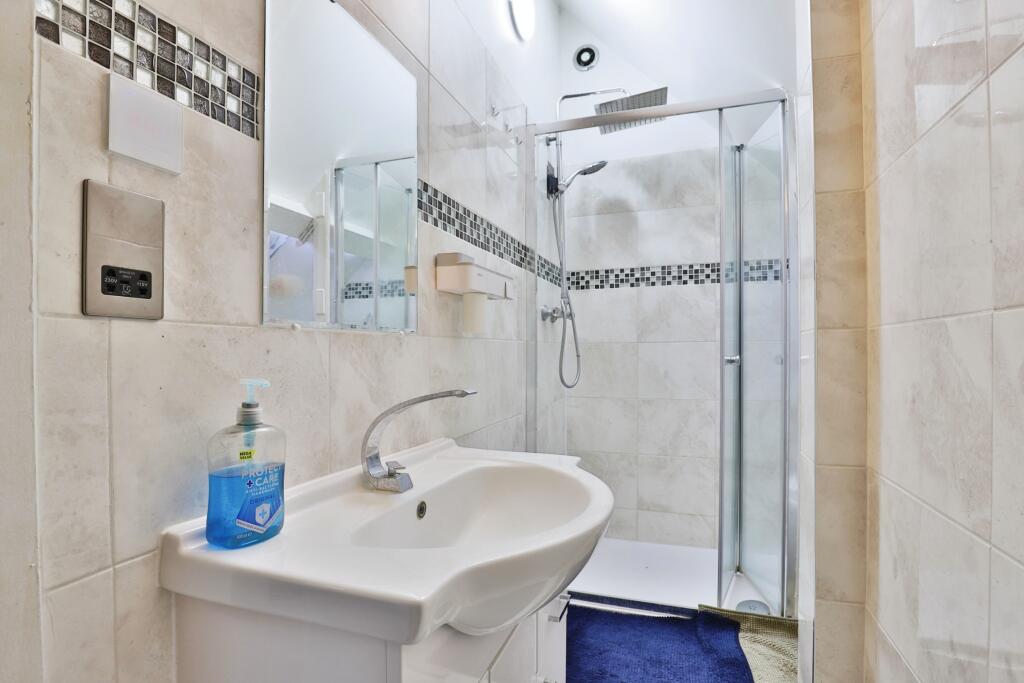 Additional image 12 of Queens Park Avenue, BOURNEMOUTH, Dorset, BH8