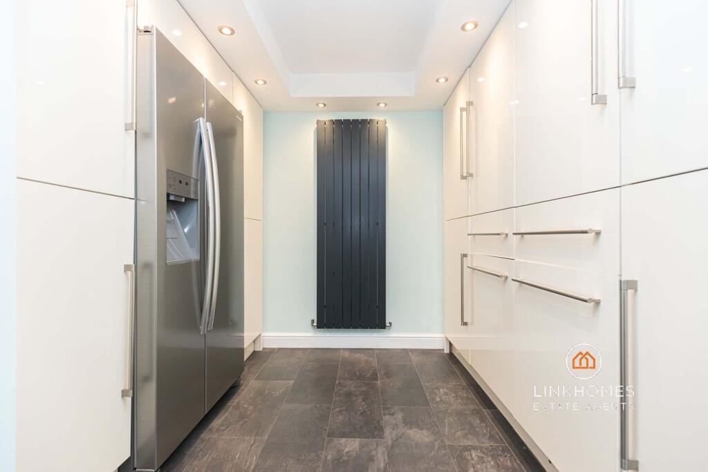 Additional image 16 of Woodpecker Drive, Poole, BH17