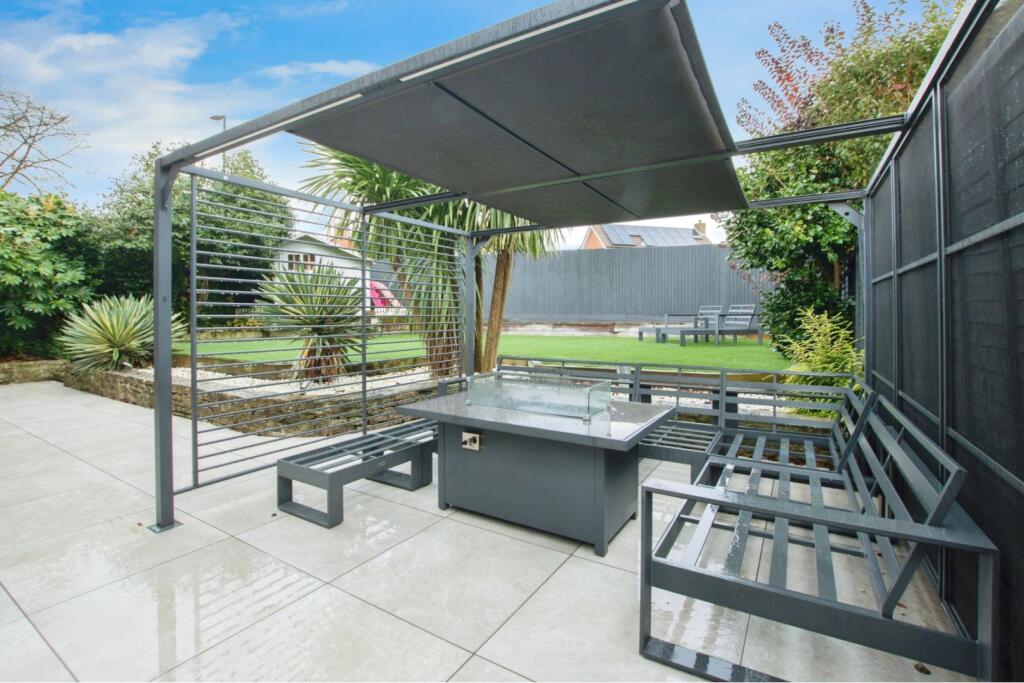 Additional image 7 of Elmgate Drive, Bournemouth, BH7