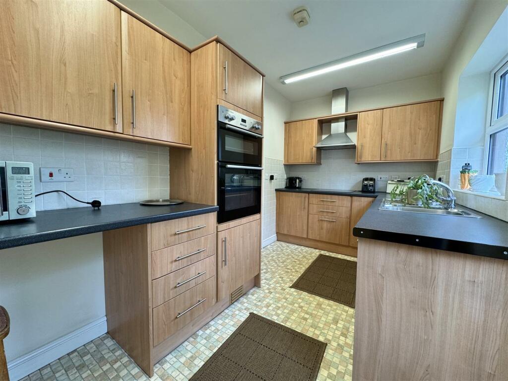 Additional image 25 of Sandwith