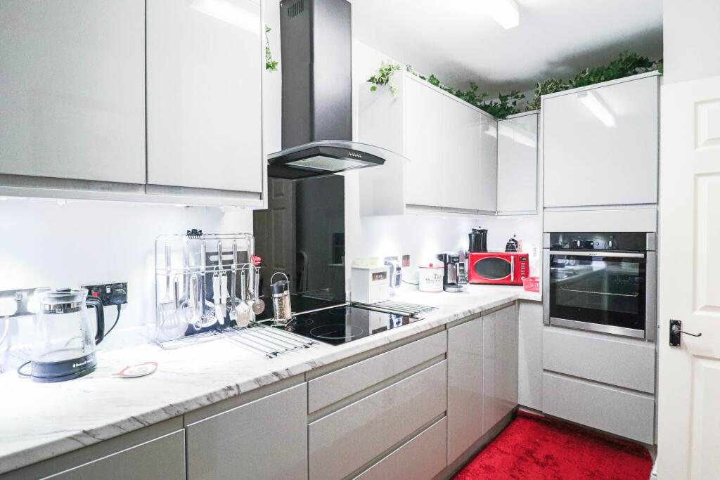 Additional image 7 of Carlton Mansions South - Beach Front Apartment