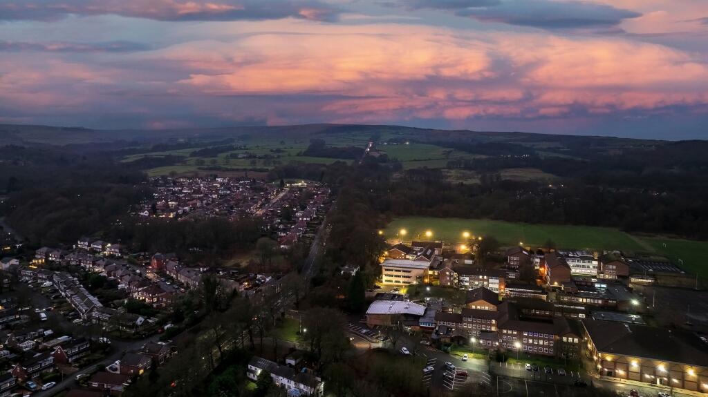 Additional image 60 of Moorview, Moss Bank Way, BL1 3LR – Stunning Home with Roof Terrace, Cinema Room & Outdoor Kitchen