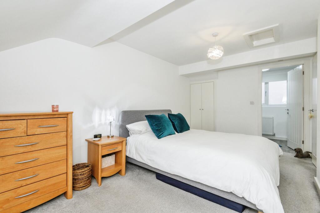 Additional image 9 of Willow Street, Cleckheaton, BD19