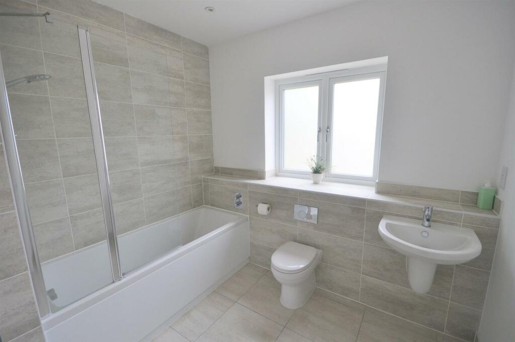 Additional image 10 of Yew Tree Court, Mill Gap Road, Eastbourne