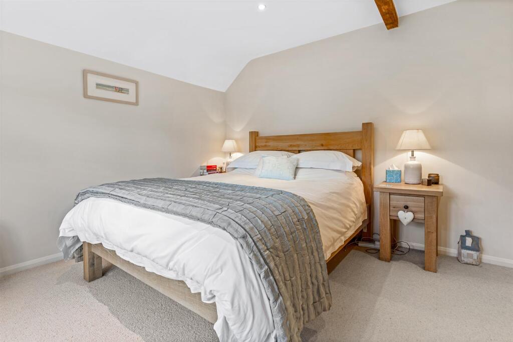 Additional image 17 of Harmer Green Lane, Welwyn