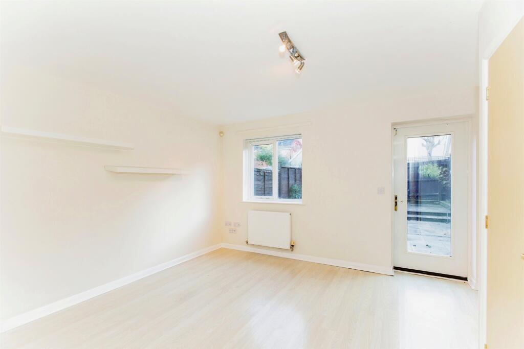 Additional image 5 of South Park Drive, Papworth Everard, CAMBRIDGE