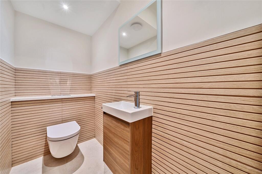 Additional image 7 of Bromley Road, Beckenham