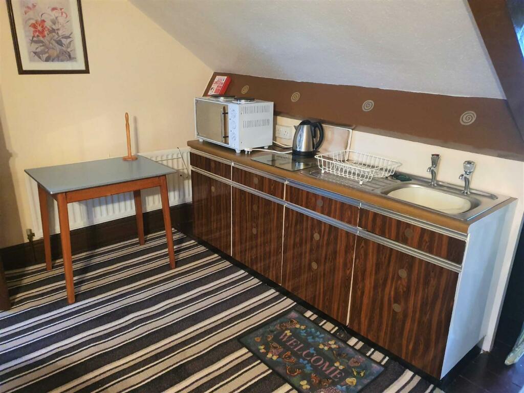 Additional image 7 of Carleton, Holmrook