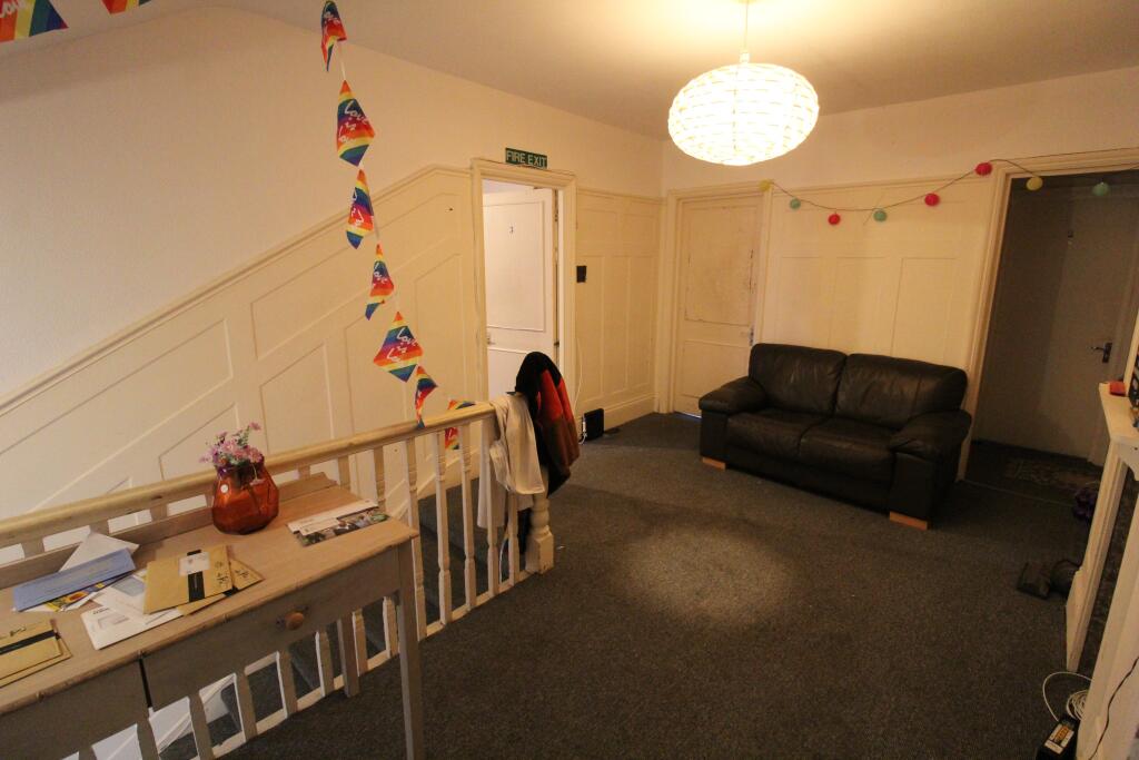 Additional image 7 of Kings Road