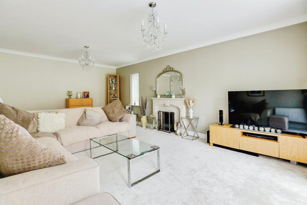 Clos Padrig, St. Mellons, Cardiff