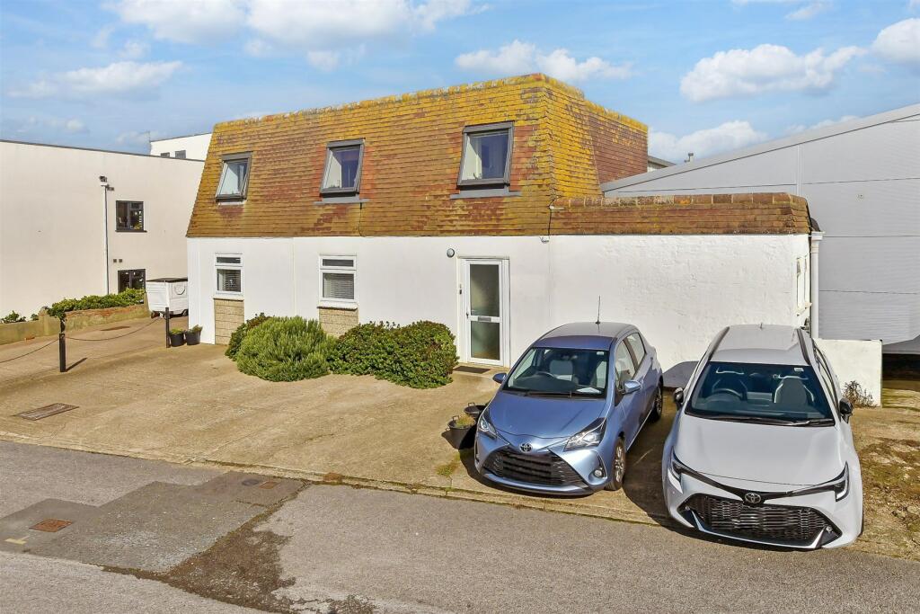 The Esplanade, Telscombe Cliffs, Peacehaven, East Sussex