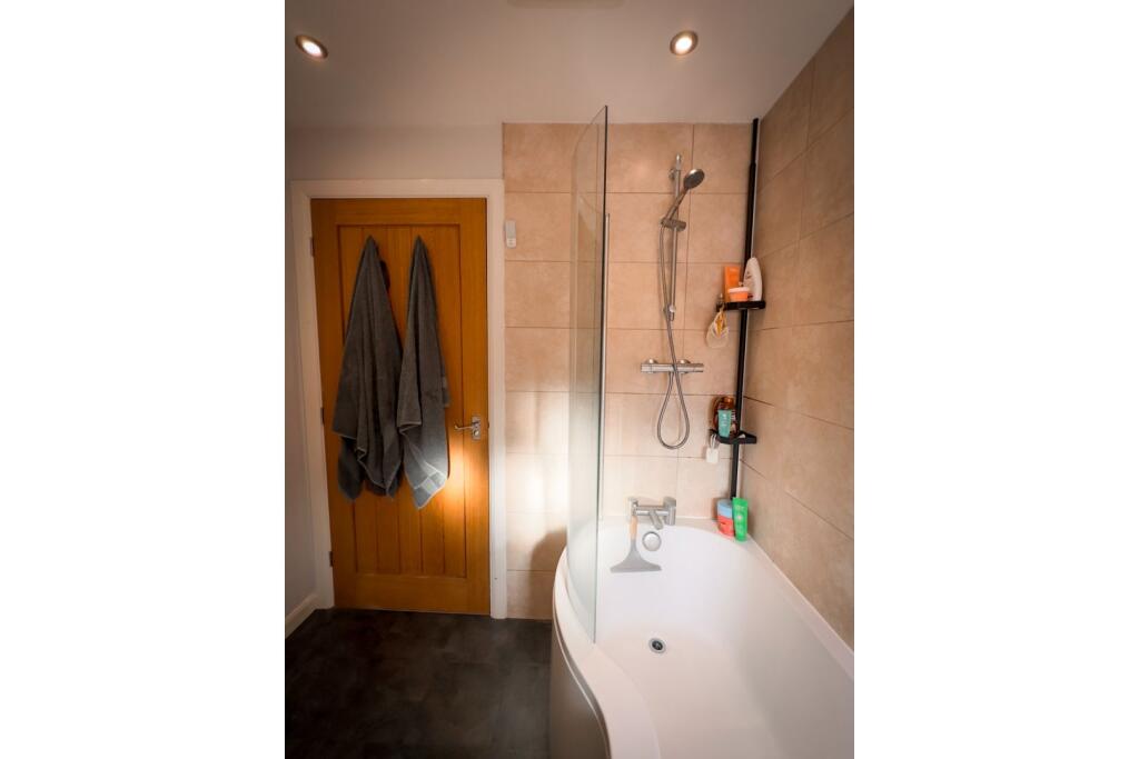 Additional image 20 of Oak Street, Keighley, BD22