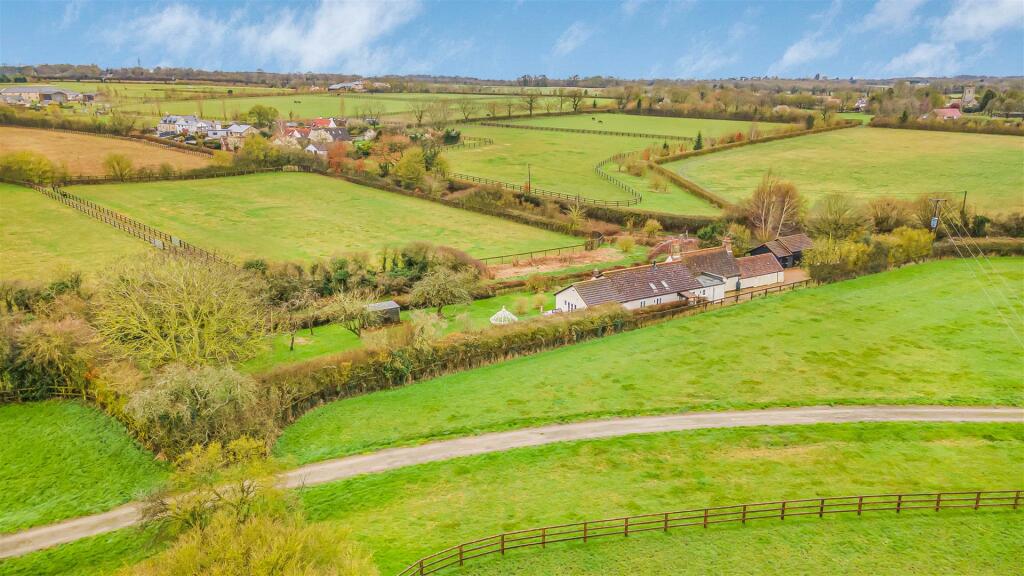 Additional image 3 of Cross Green, Dullingham