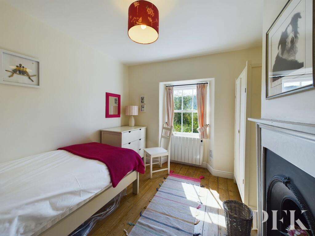 Additional image 12 of Boot, Holmrook, CA19