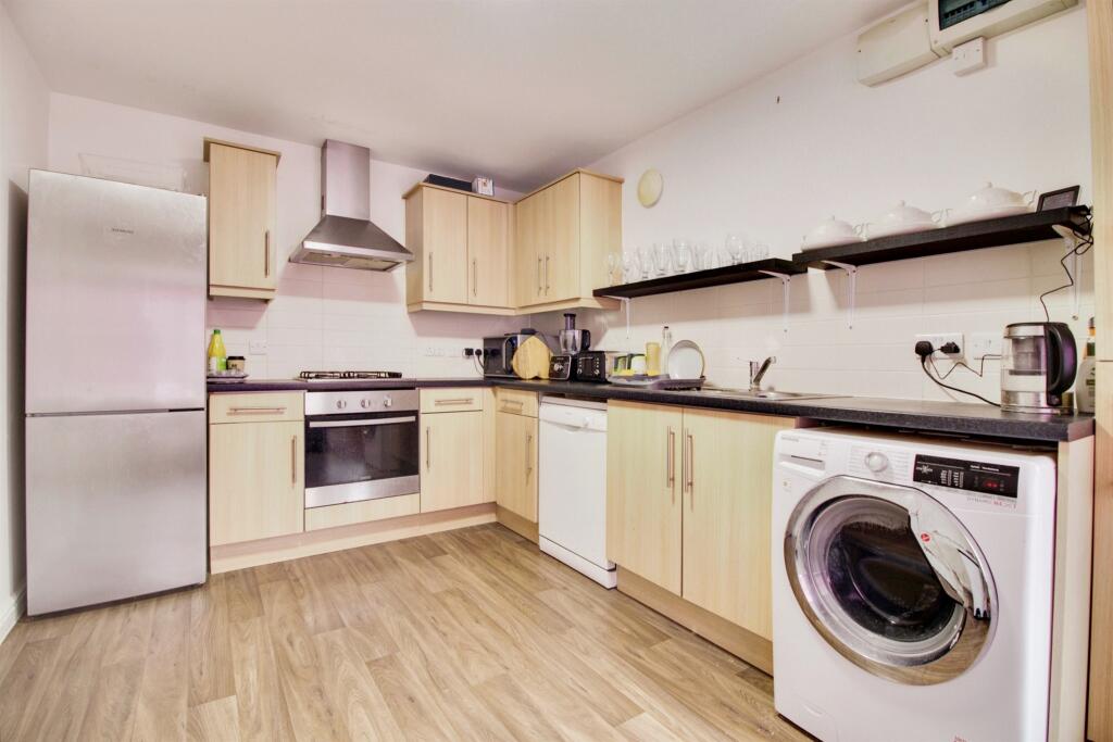 Additional image 5 of Cole Green Lane, Welwyn Garden City