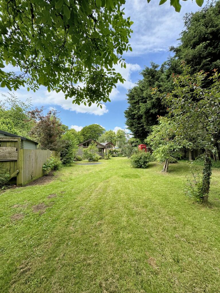 Additional image 50 of Station Road, Haddenham