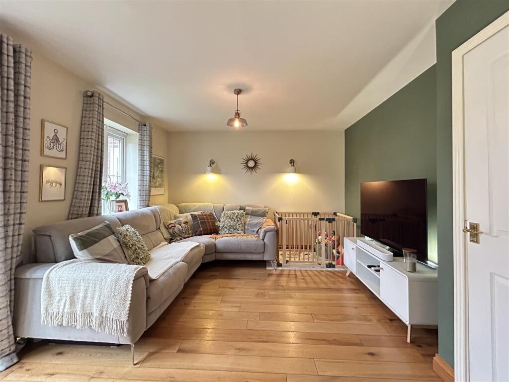 Additional image 4 of Wycherley Way, Cradley Heath