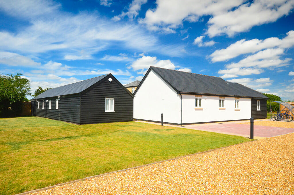 Additional image 12 of Honey Court, Quy Road, Lode