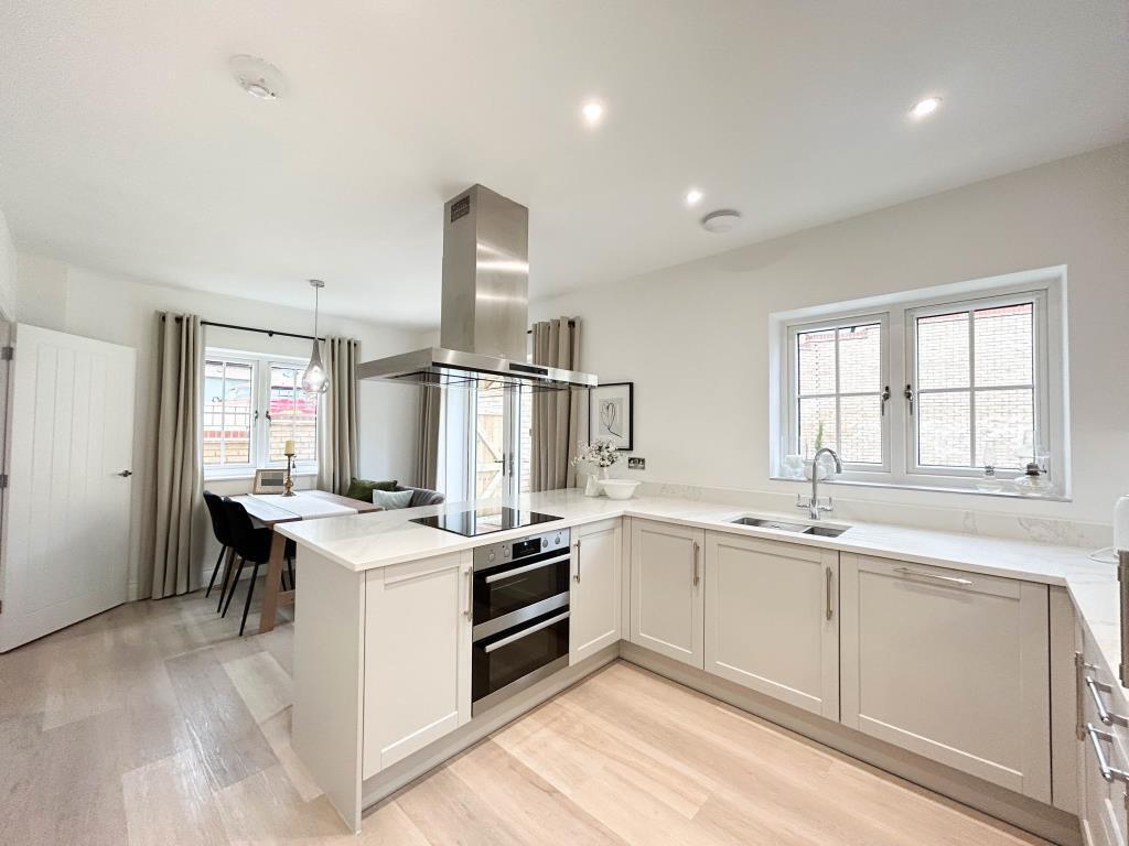 Additional image 3 of Walnut Drive, Haddenham, Ely