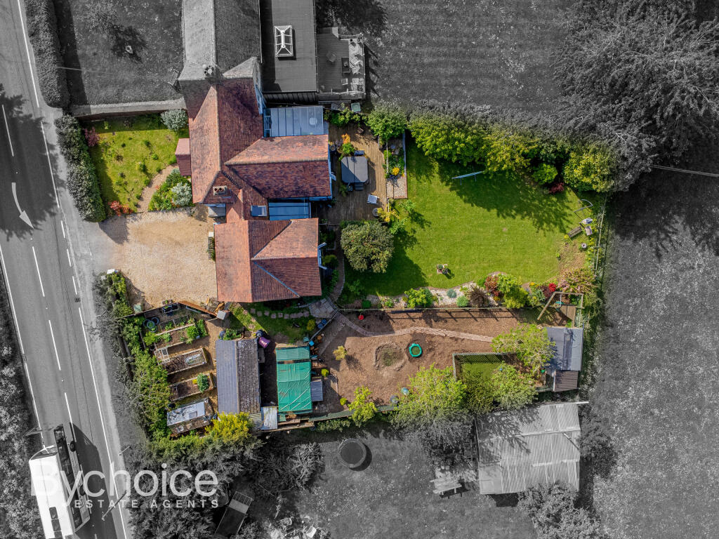 Additional image 3 of Abbots Cottages, Sturmer