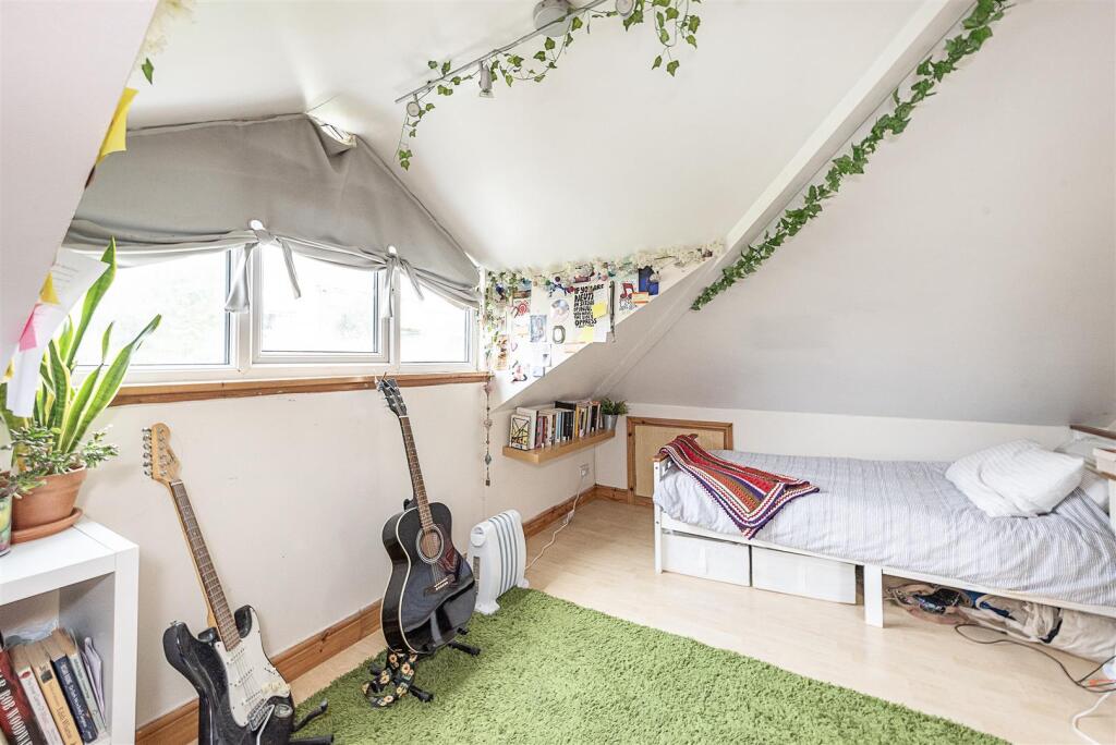 Additional image 9 of Lower Luton Road, Harpenden