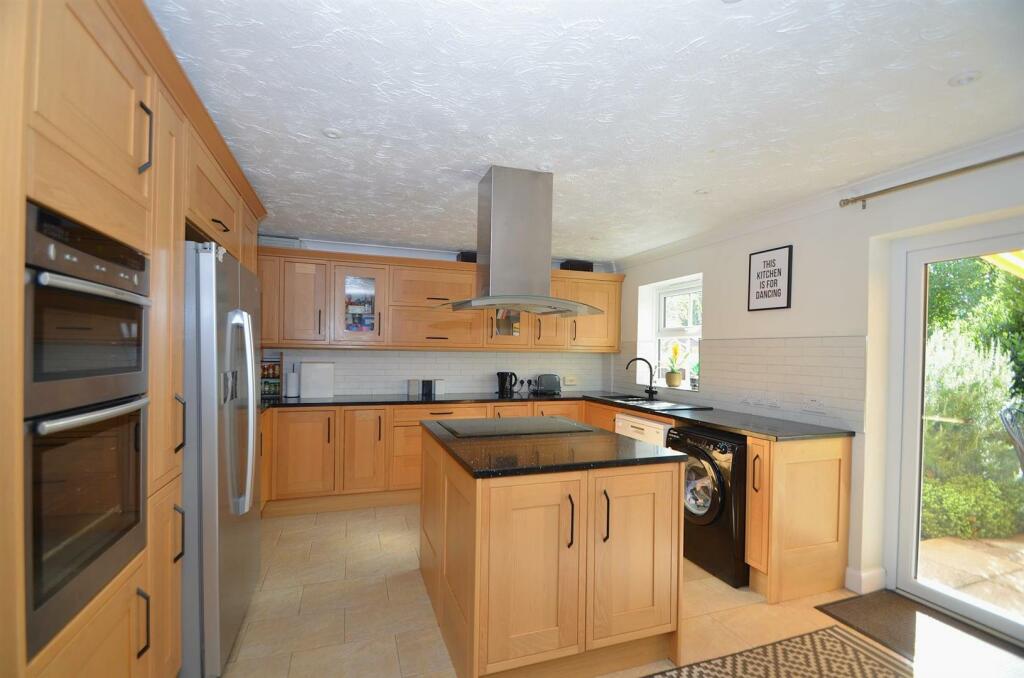 Additional image 5 of Orchard Way, Haddenham, Ely