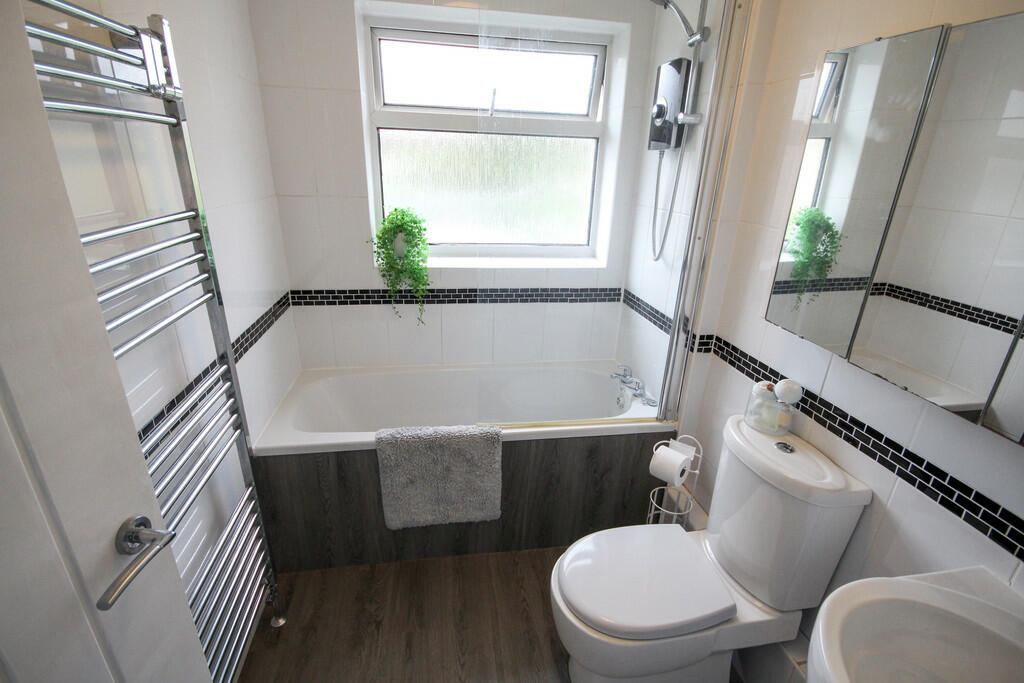 Additional image 10 of Coldhams Lane