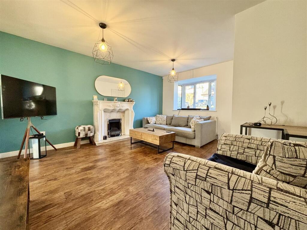 Additional image 2 of Meadowcroft Rise, Bradford 4