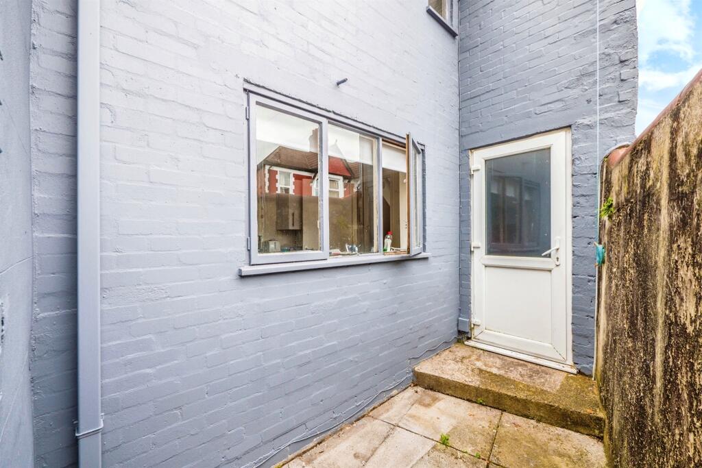 Additional image 7 of Courtenay Road, Splott, Cardiff