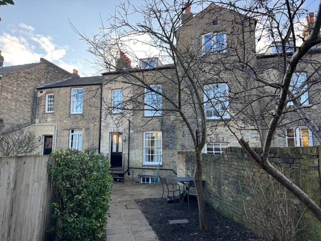 Additional image 5 of New Square, Cambridge, Cambridgeshire