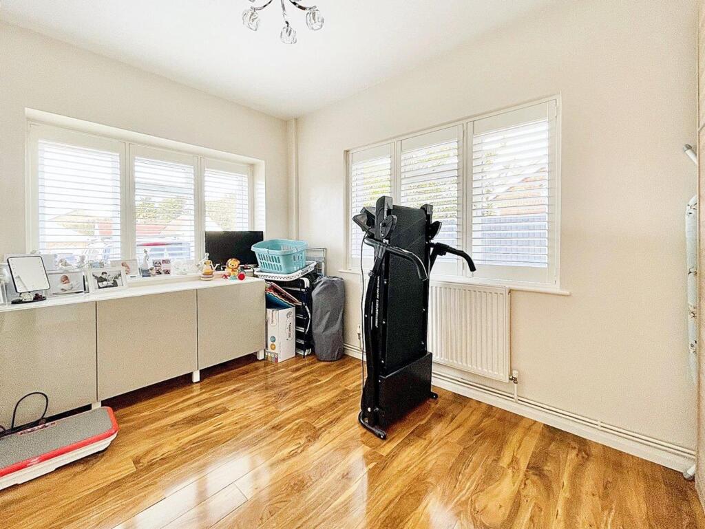 Additional image 16 of Central Avenue, Telscombe Cliffs, BN10 7NB