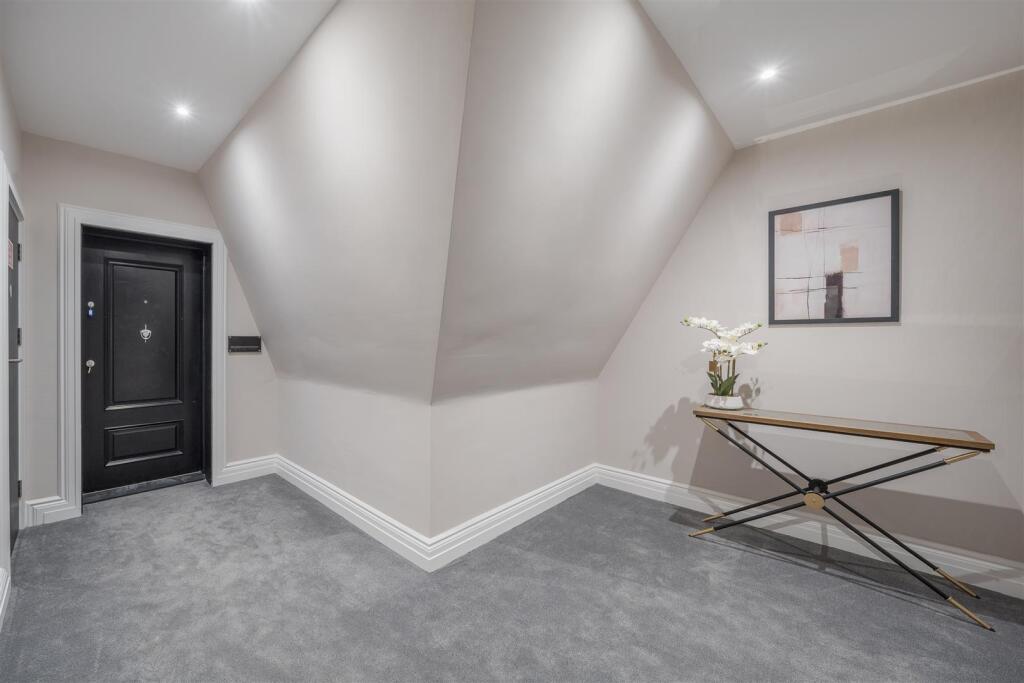 Additional image 22 of Shootersway, Berkhamsted