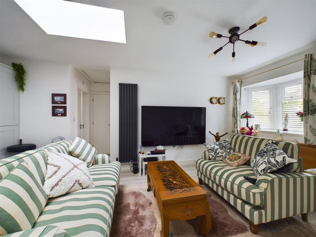 Additional image 4 of Oak Barn Road, Halesowen