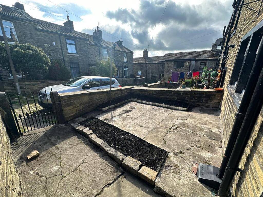 Additional image 10 of Back Field,Thornton