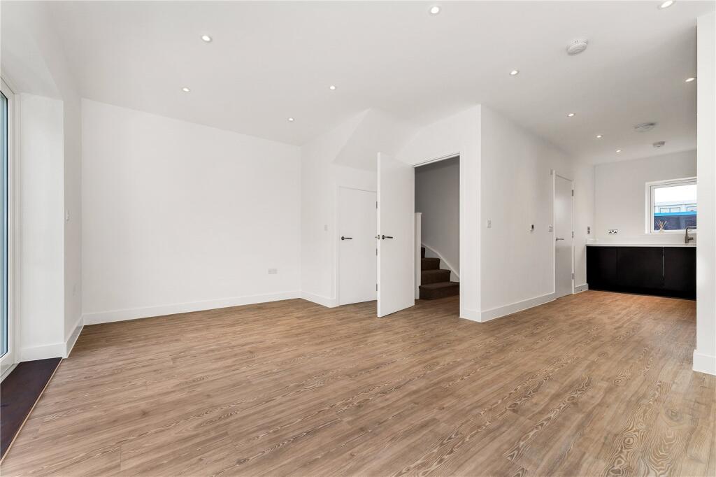 Additional image 5 of De Bruyne Street, Cambridge, Cambridgeshire