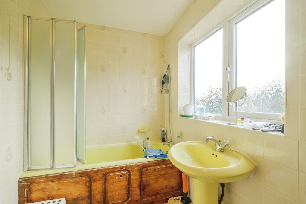 Additional image 11 of Peaslands Road, Saffron Walden