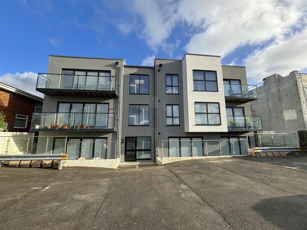 Additional image 8 of 16 South Coast Road, Peacehaven