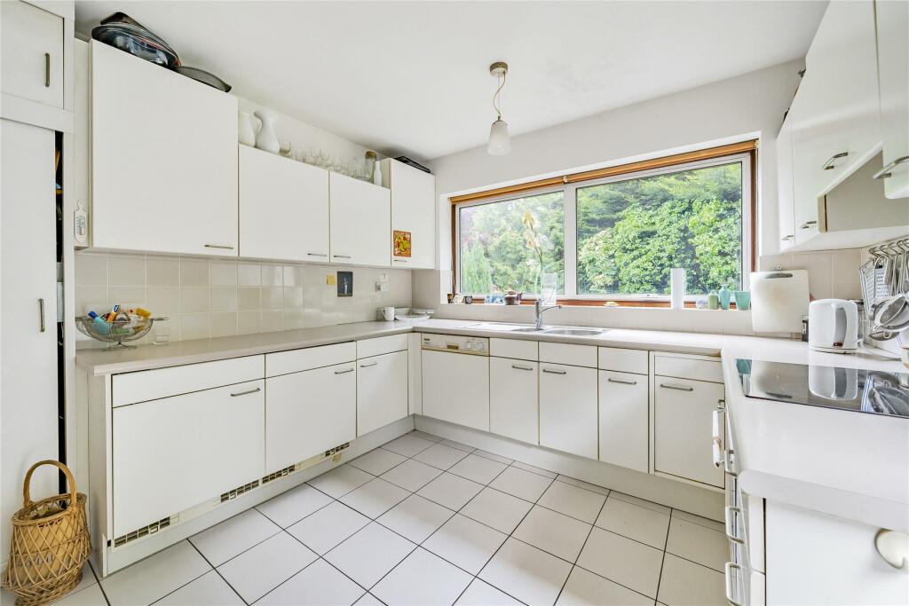 Additional image 5 of Hartley Close, Bromley