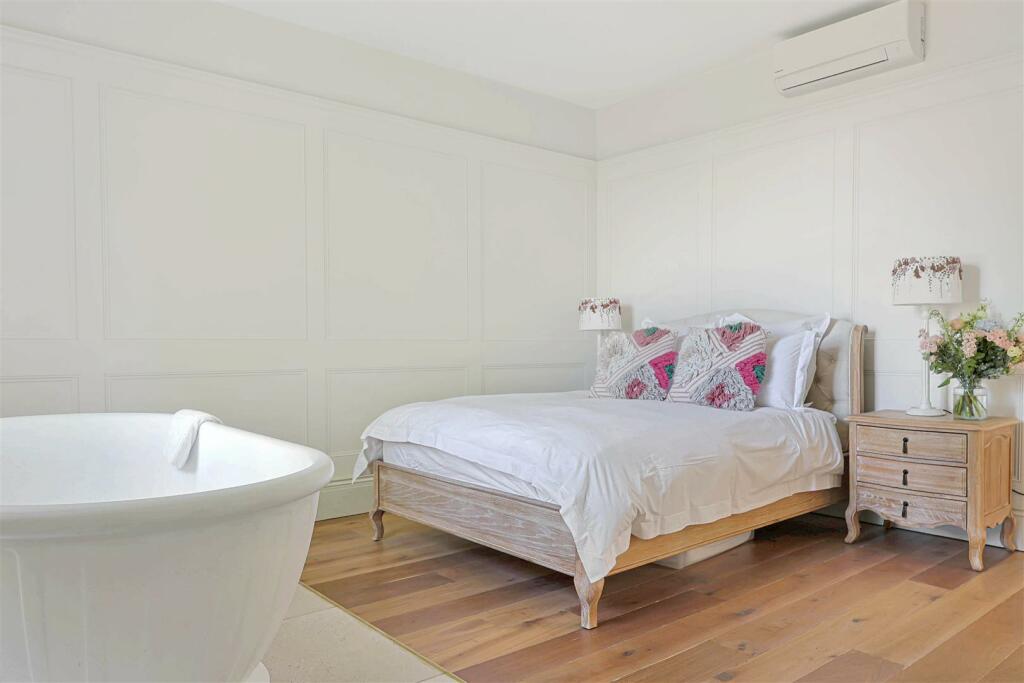 Additional image 30 of Maids Causeway, Cambridge