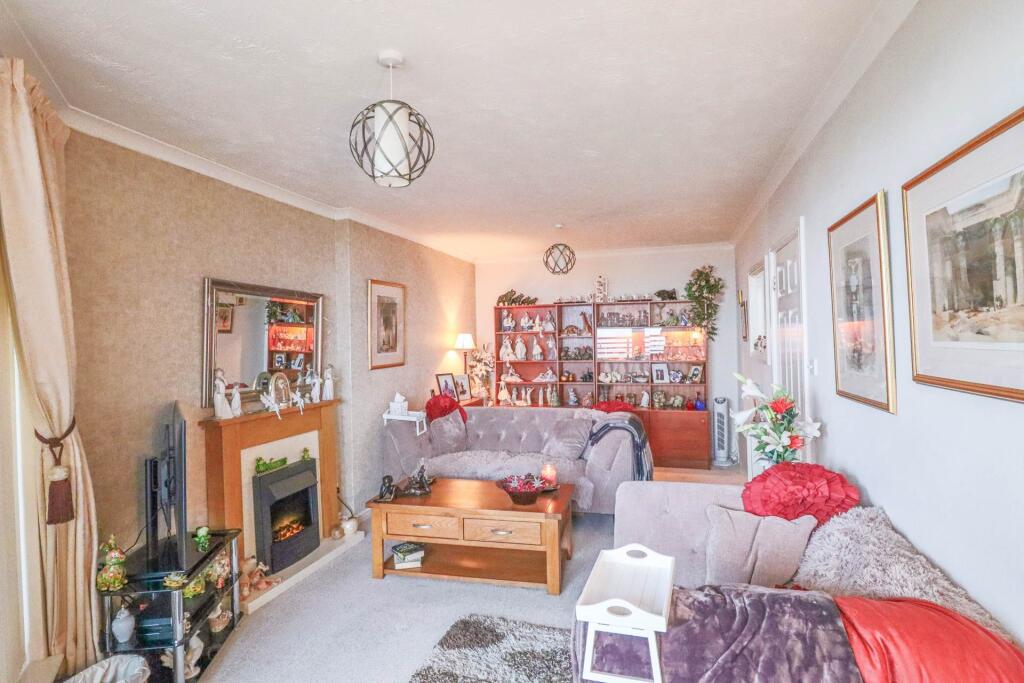 Additional image 12 of Carlton Mansions South - Beach Front Apartment