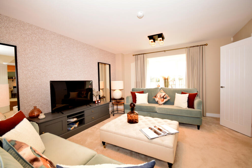 Additional image 6 of Poppy View, Thaxted Road, Saffron Walden, Essex, CB10