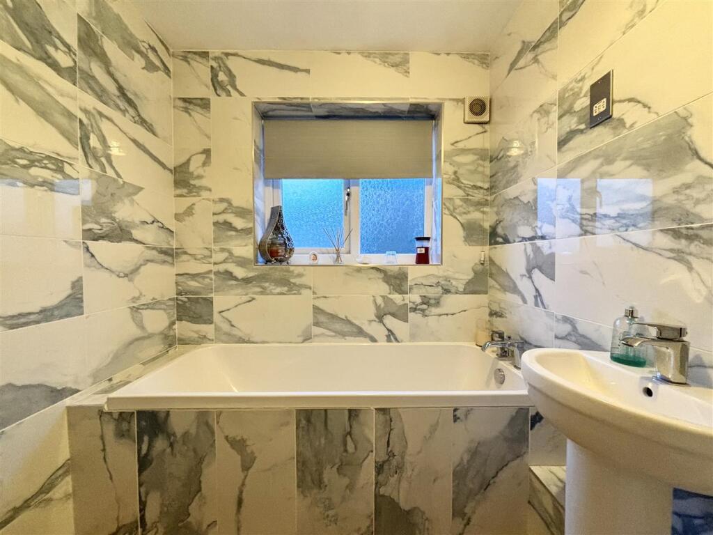 Additional image 17 of Dunmore Avenue, Queensbury, Bradford