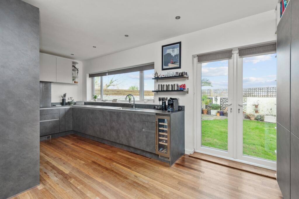 Additional image 6 of Beach Green, Shoreham by Sea, Opposite The Foreshore