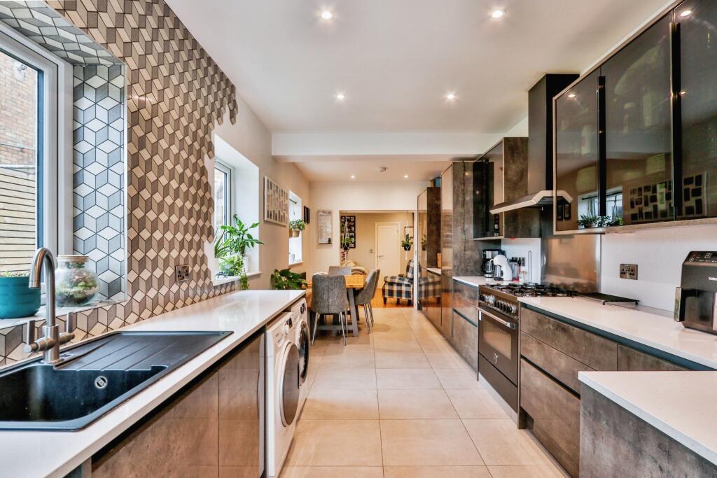 Blandford Road, Poole, BH15