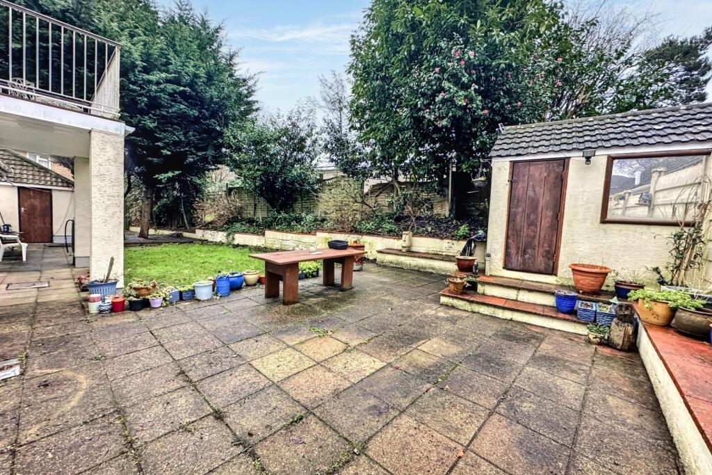 Additional image 19 of Kinson