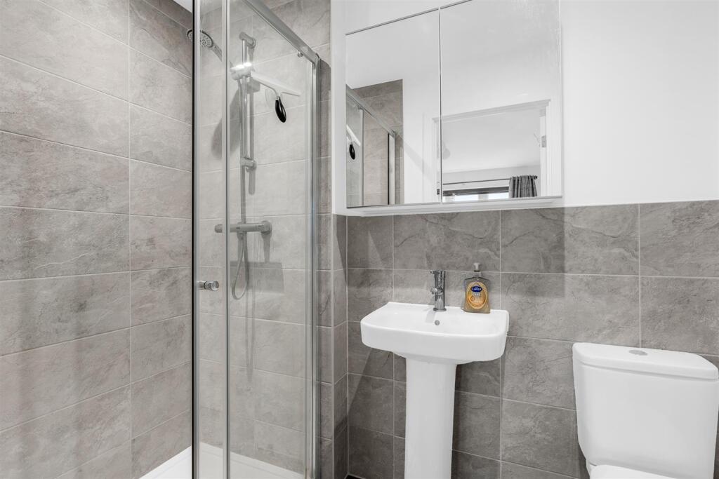 Additional image 19 of Perkins Way, Welwyn Garden City