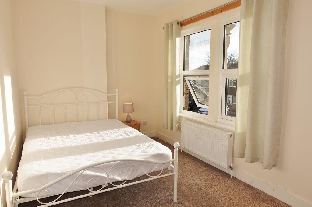 Additional image 9 of Field Terrace Road, Newmarket - ROOM with utilities included!